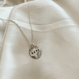 FLEUR COIN NECKLACE